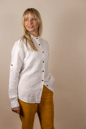 Canyonlands - Women’s Long-Sleeve Ventilated Hemp Shirt in Desert Willow (White) (front view)