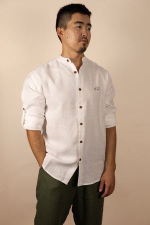Canyonlands - Men’s Long-Sleeve Ventilated Hemp Shirt in Desert Willow (White) (front view)