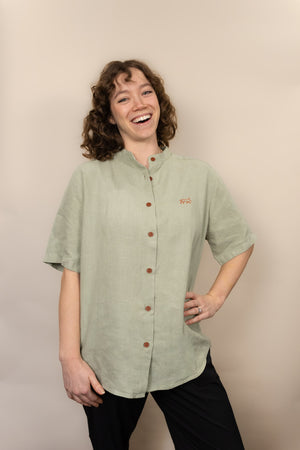 Everglades - Women's Short-Sleeve Shirt in Agave (Light Green) (front view)