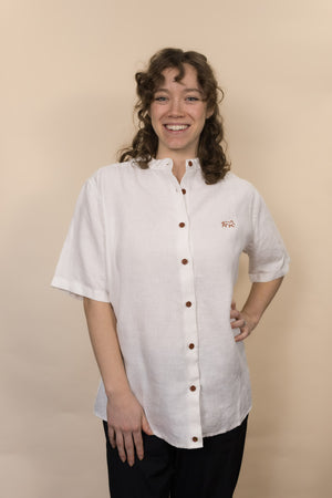Everglades - Women's Short-Sleeve Shirt in Desert Willow (White) (front view)