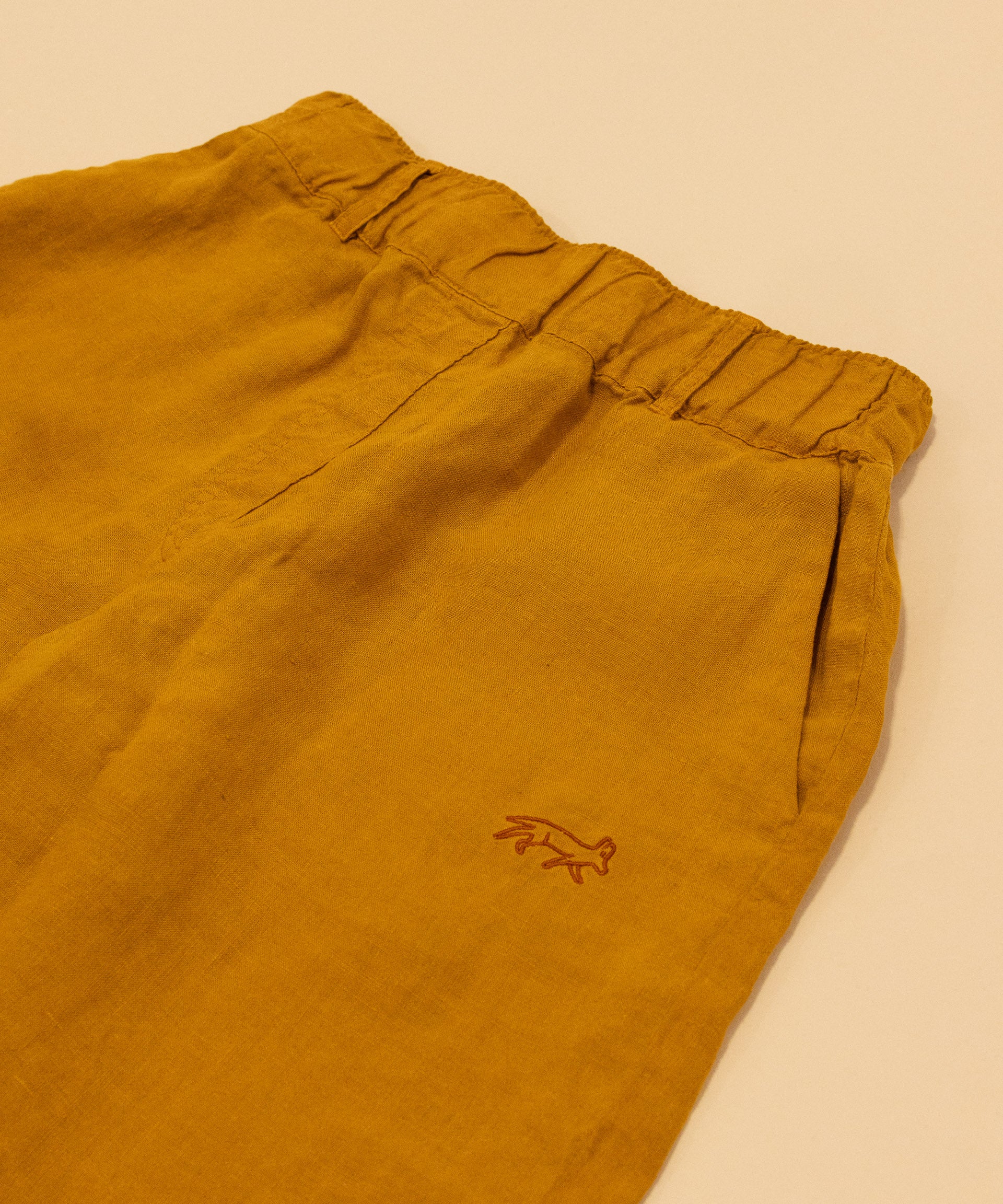 Joshua Tree - Women's Breathable Hemp Trail Pants in Orpiment (Turmeric) (close up)