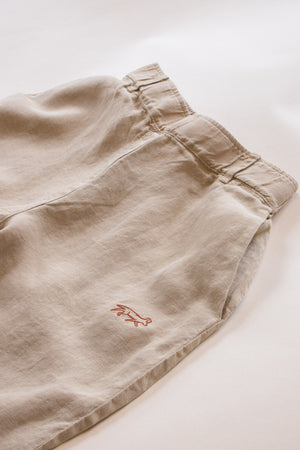 Joshua Tree - Women's Breathable Hemp Trail Pants in Sandstone (Tan) (close up)