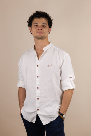 Canyonlands - Men’s Long-Sleeve Ventilated Hemp Shirt in Desert Willow (White) (front view)